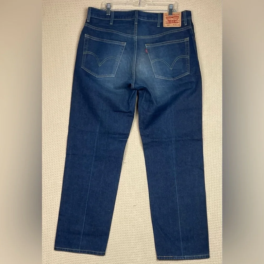 Levi's Strauss & Co. Men’s Size 38X33 Style 559 Blue Denim Jeans
